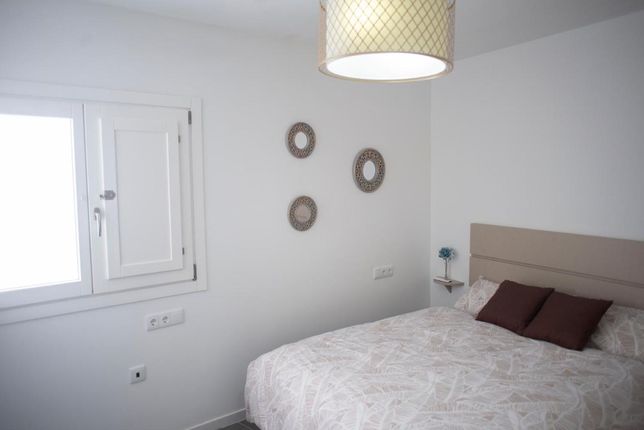 Apartamento El Tanguillo Little Apartments Cádiz Exterior foto