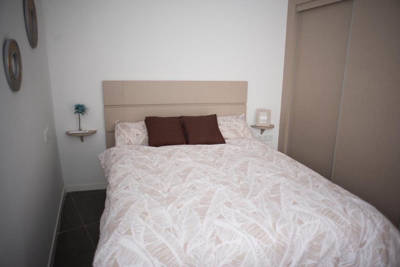 Apartamento El Tanguillo Little Apartments Cádiz Exterior foto